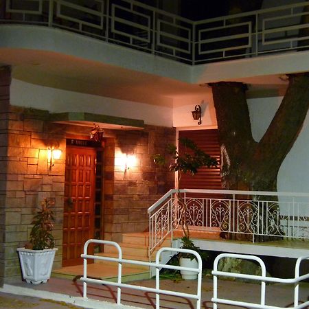 Pagona Hotel 루트라 에디프수 외부 사진