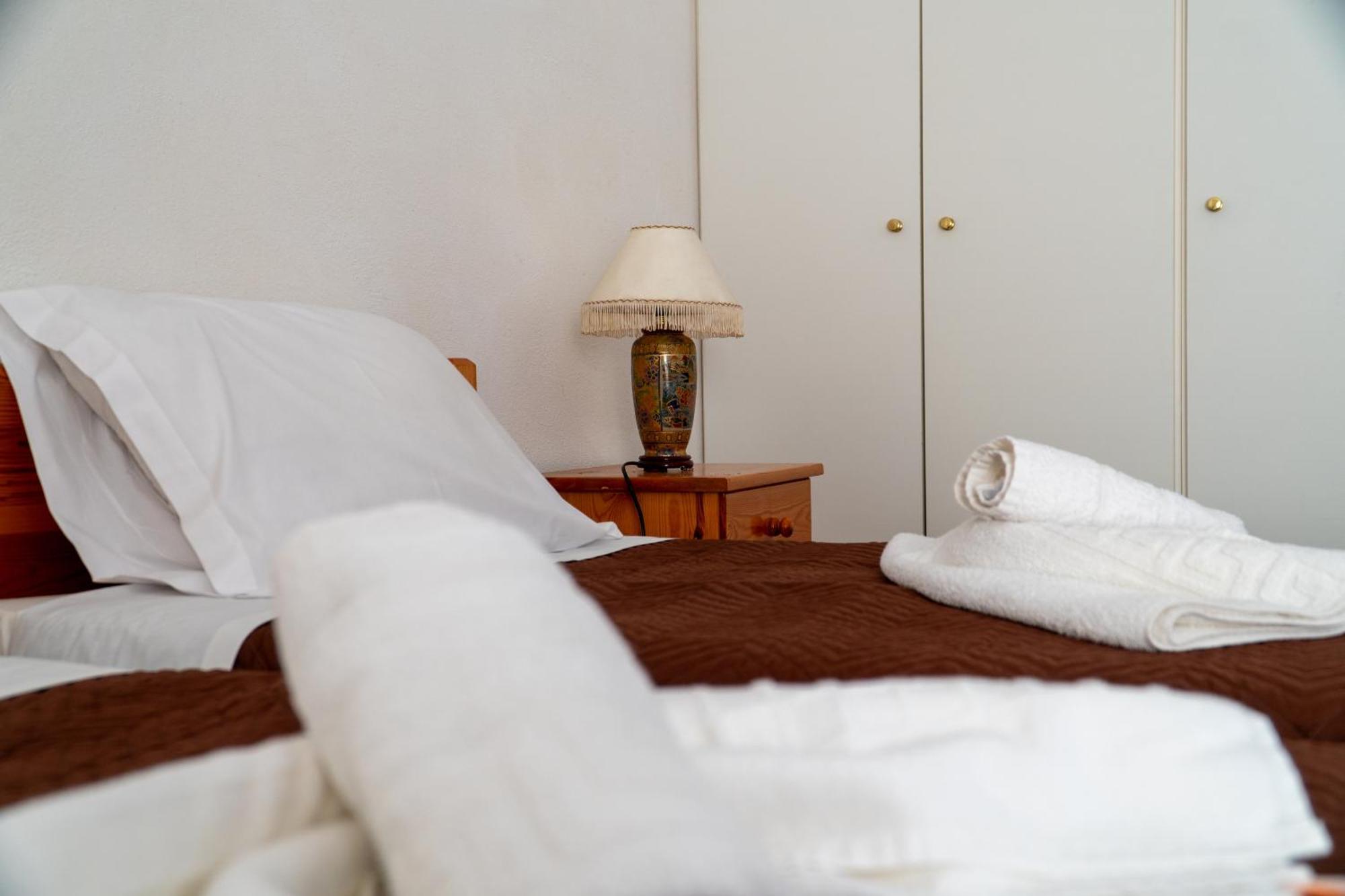 Pagona Hotel 루트라 에디프수 외부 사진