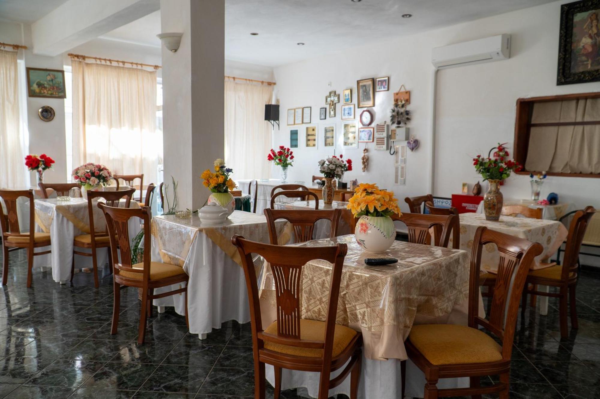 Pagona Hotel 루트라 에디프수 외부 사진